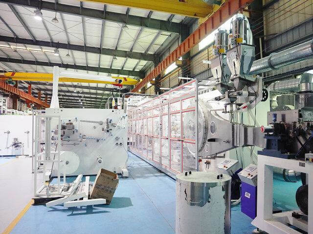 Operation of Baby Diaper Making Production Line